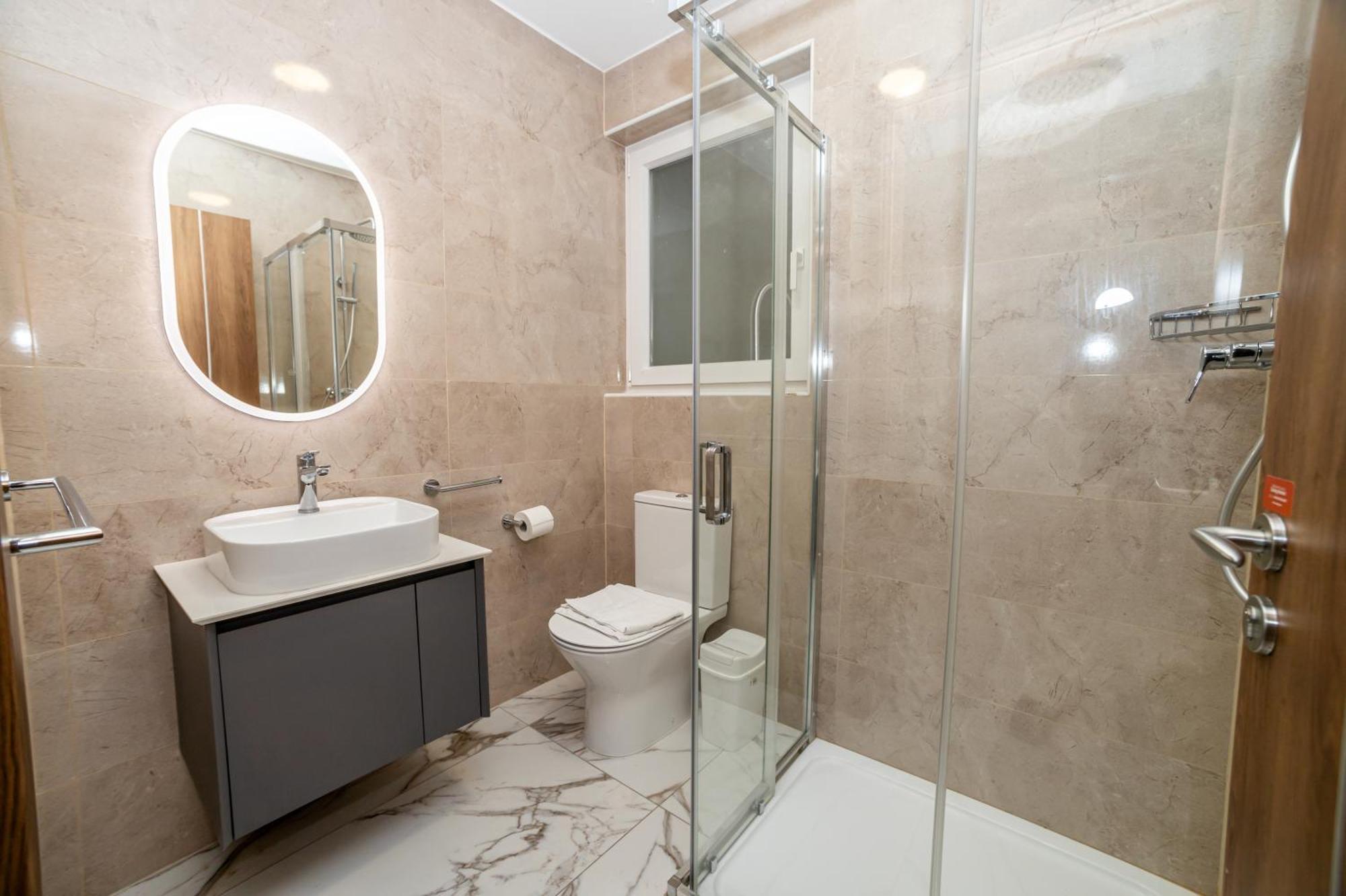 New, Stylish And Modern 1Br Apartment เซนต์พอลส์เบย์ ภายนอก รูปภาพ