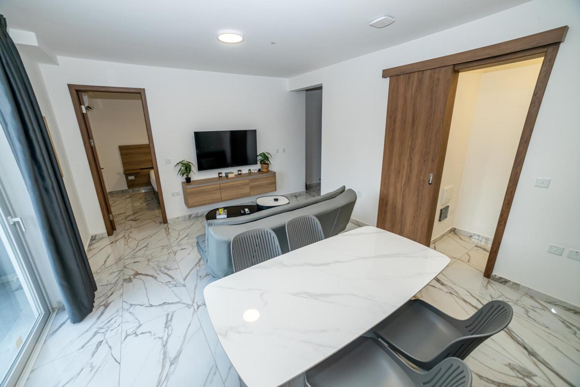 New, Stylish And Modern 1Br Apartment เซนต์พอลส์เบย์ ภายนอก รูปภาพ