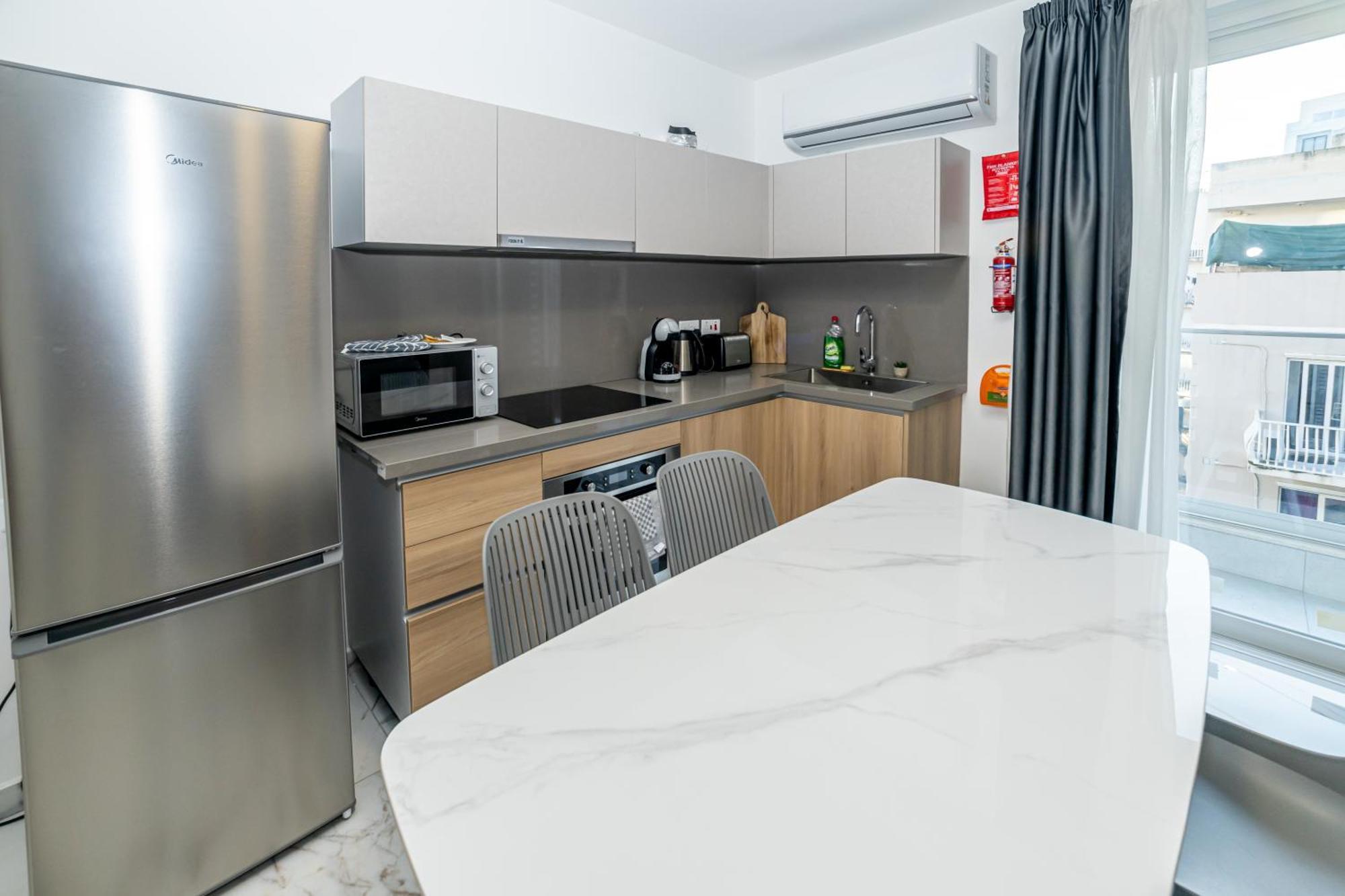New, Stylish And Modern 1Br Apartment เซนต์พอลส์เบย์ ภายนอก รูปภาพ