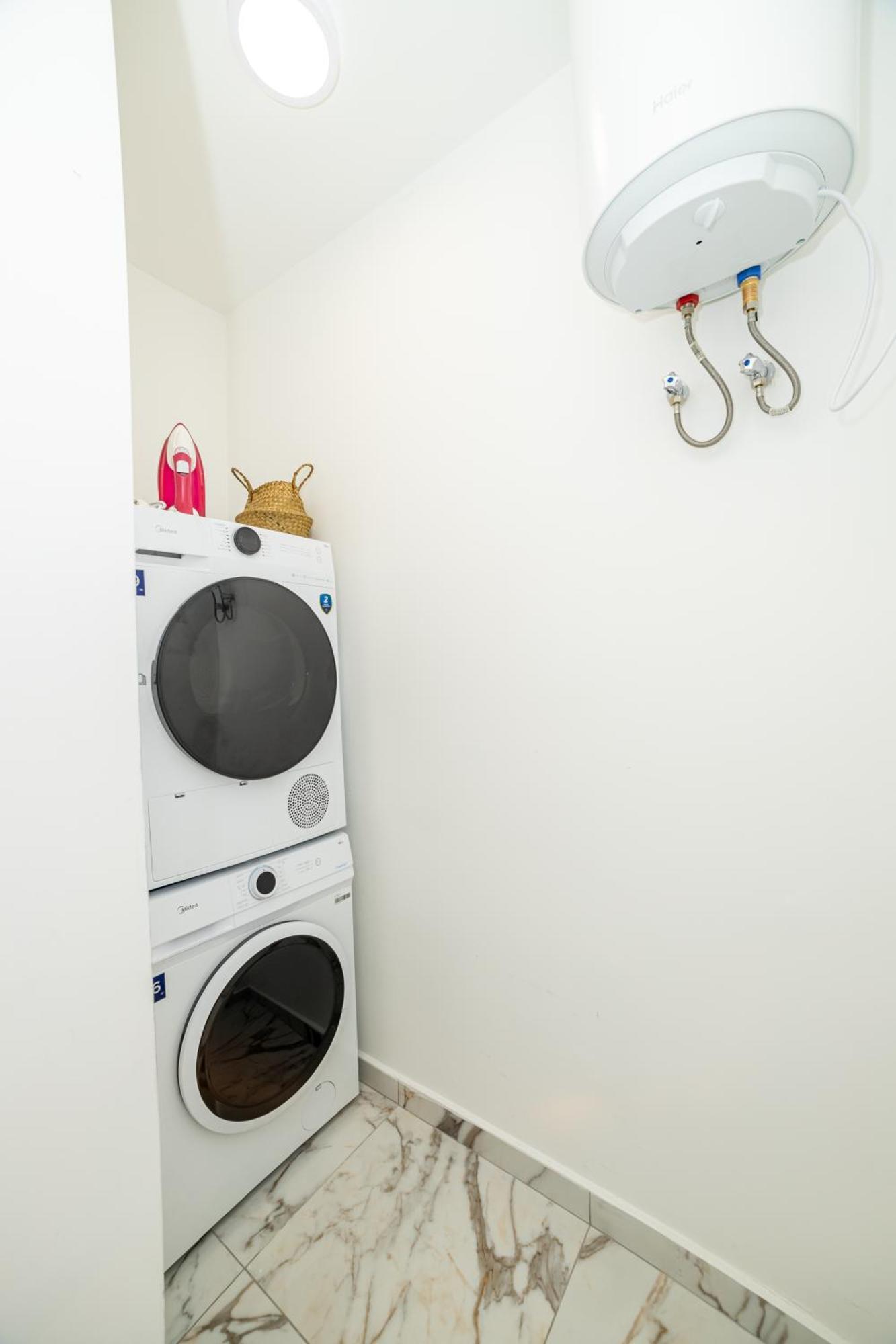 New, Stylish And Modern 1Br Apartment เซนต์พอลส์เบย์ ภายนอก รูปภาพ